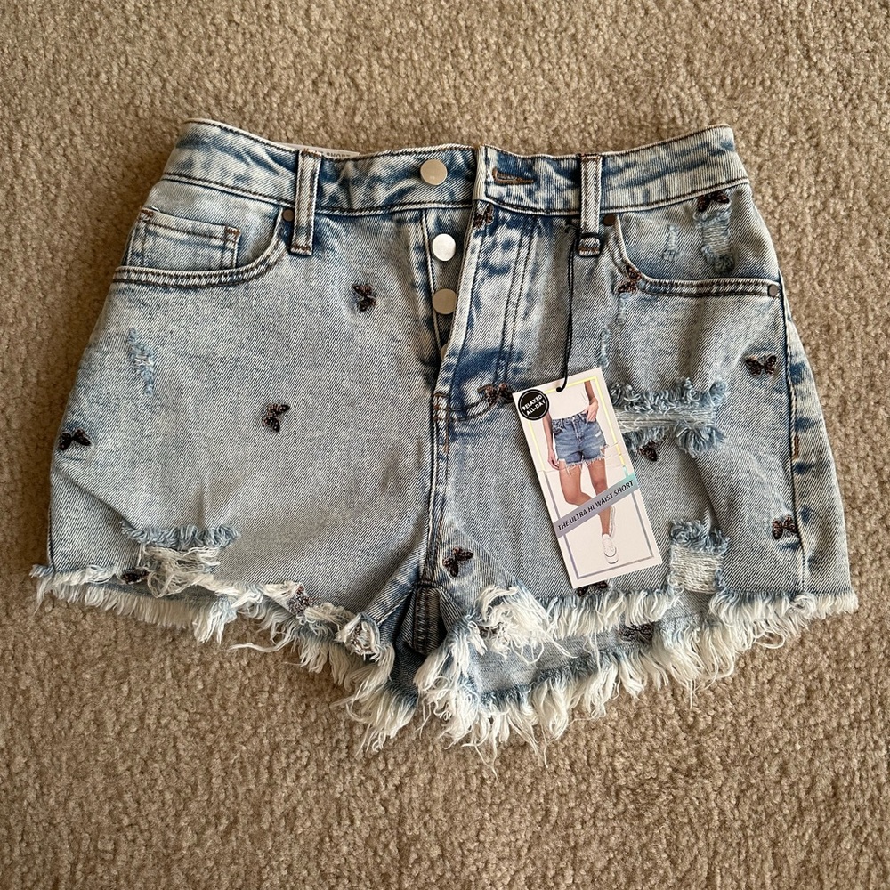 Ultra Hi-Waist Distressed Denim Shorts with Butterfly Embroidery – Size 3/26